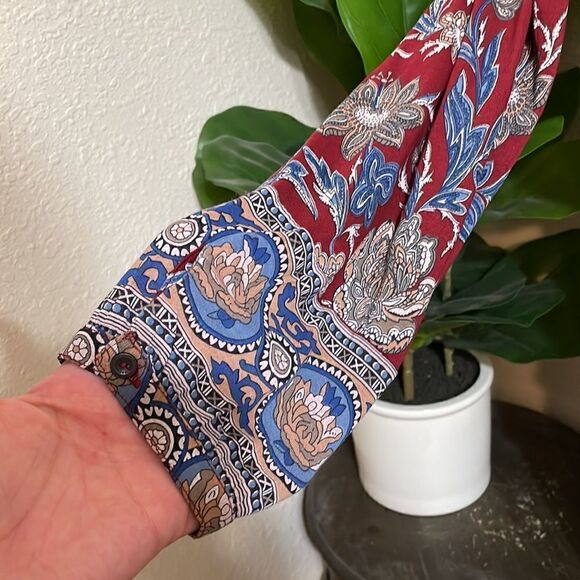 Lucky Brand | red and blue floral print top - Picture 4 of 10